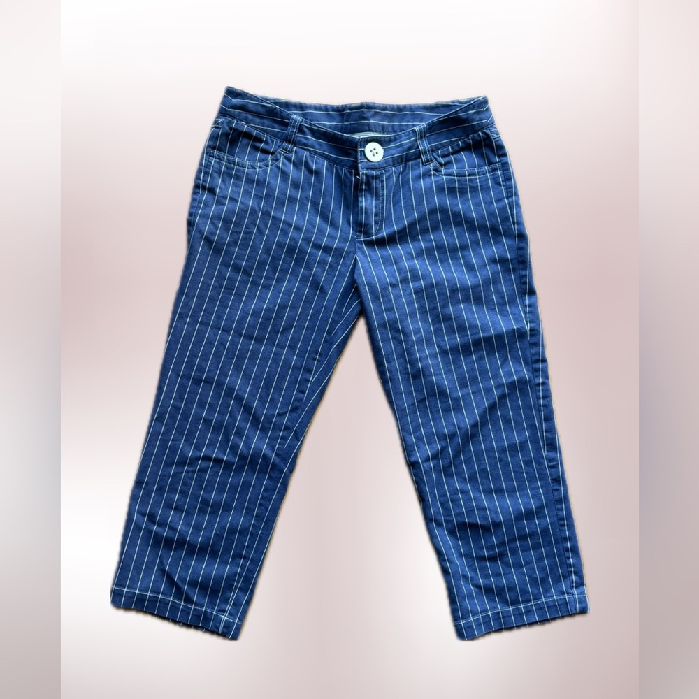 Sporty chic capris